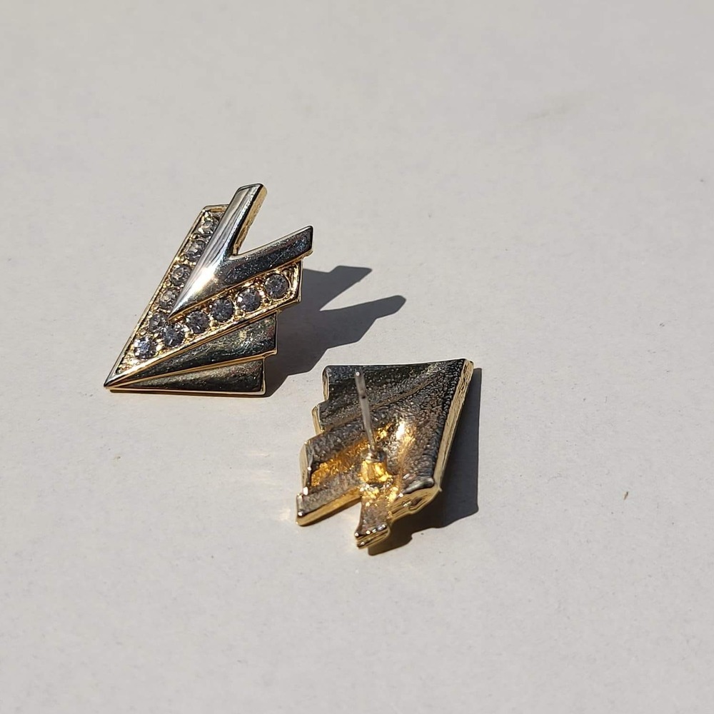 Vintage Gold Silver Tone Metal Rhinestone Geometric Wing Post Earrings - Picture 2 of 4